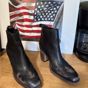 Freebird Black and Brown Ankle‎ Boots